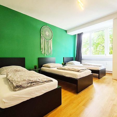 Langenfeld Apartment ภายนอก รูปภาพ